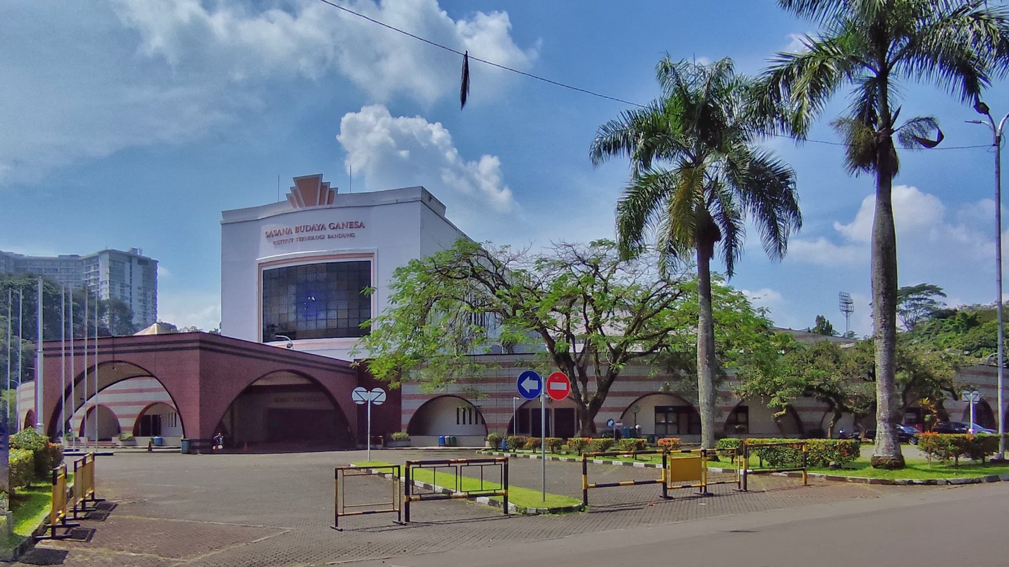 ITB Swiming Pool Complex